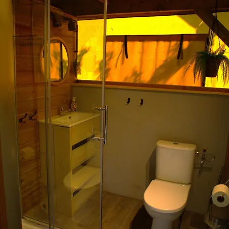 Campo de lujo Glampingtent De Saskerlei, De Woudhaven